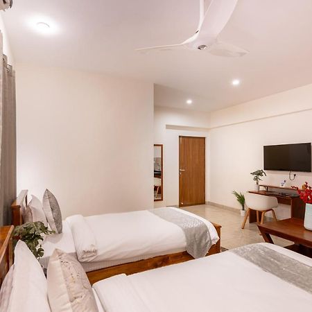 The Silver Chimes Suites Bangalore Bagian luar foto