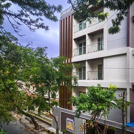 The Silver Chimes Suites Bangalore Bagian luar foto