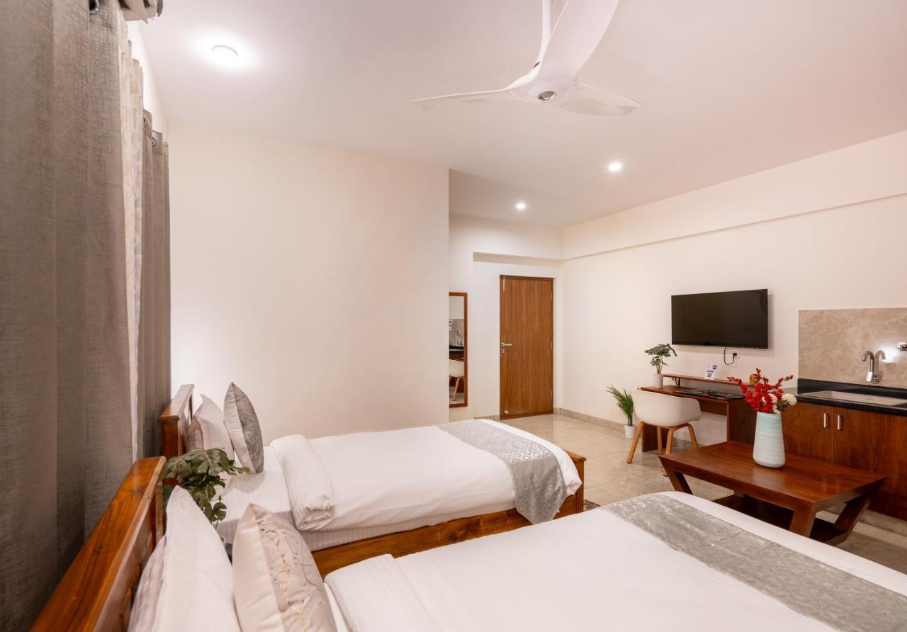 The Silver Chimes Suites Bangalore Bagian luar foto