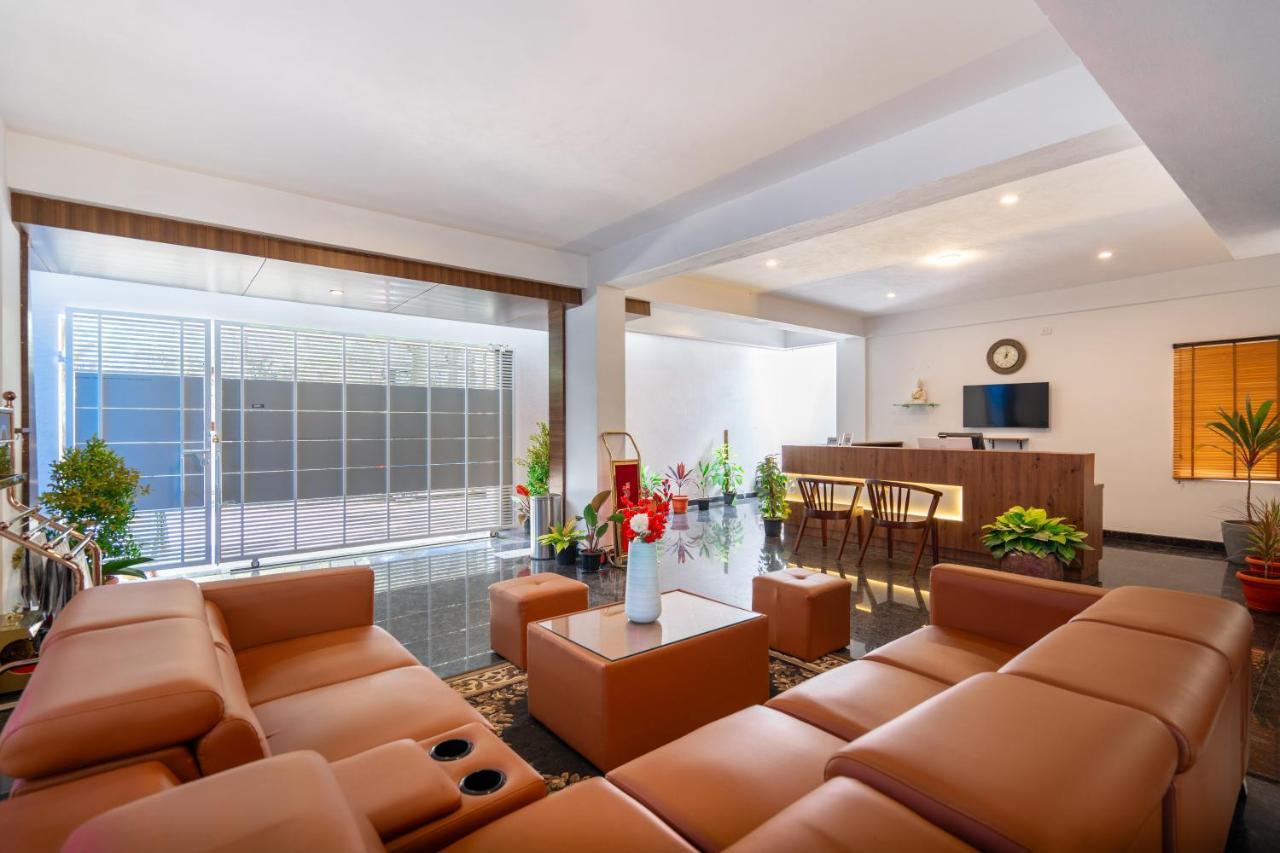 The Silver Chimes Suites Bangalore Bagian luar foto