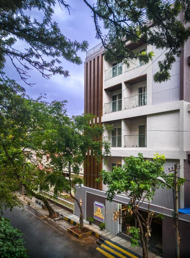The Silver Chimes Suites Bangalore Bagian luar foto