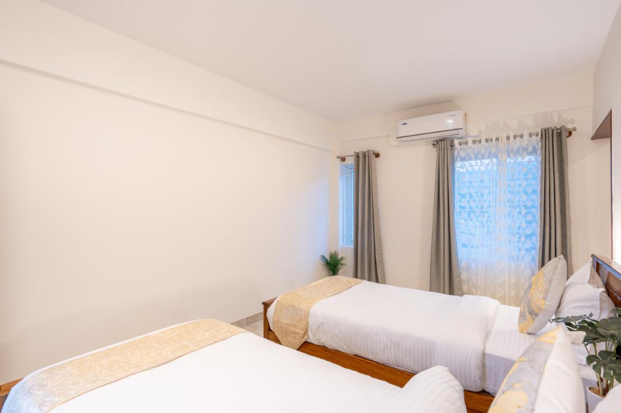 The Silver Chimes Suites Bangalore Bagian luar foto